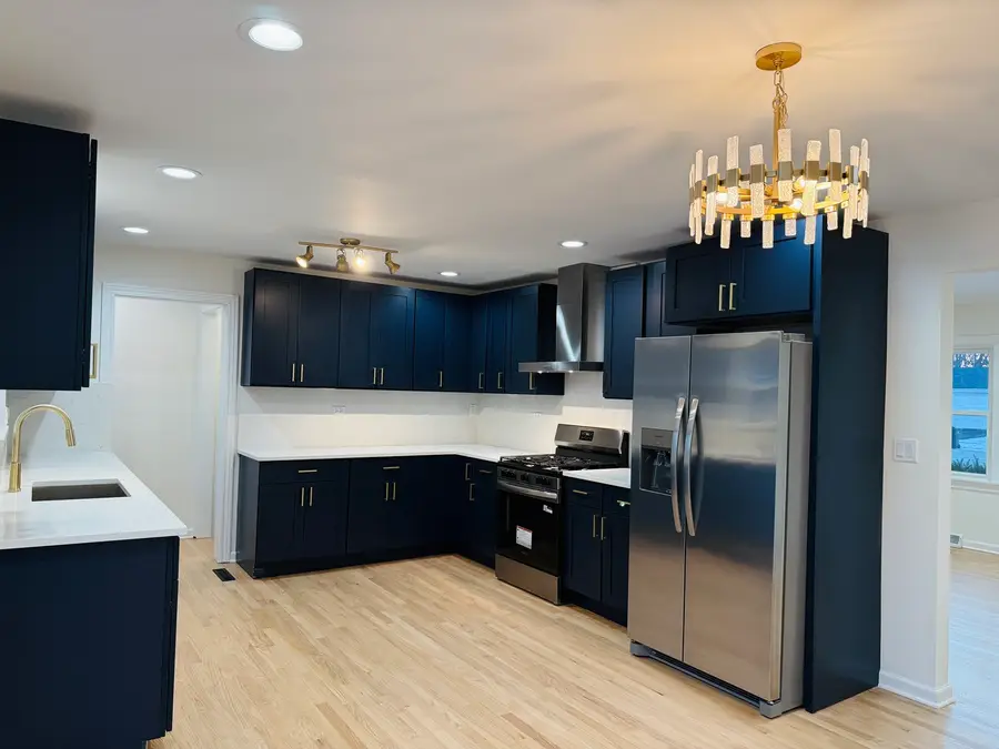 960 E 167th Street, South Holland, IL 60473 - #2