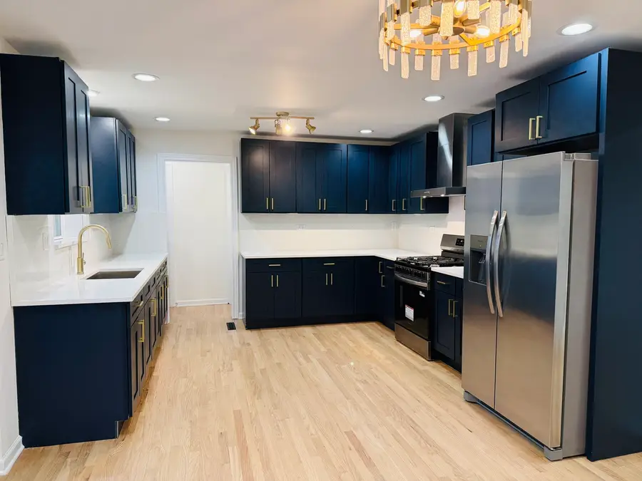 960 E 167th Street, South Holland, IL 60473 - #3