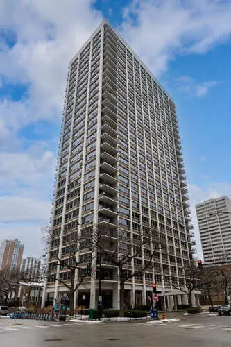 Address Withheld By Seller, Chicago, IL 60610 - Image #1