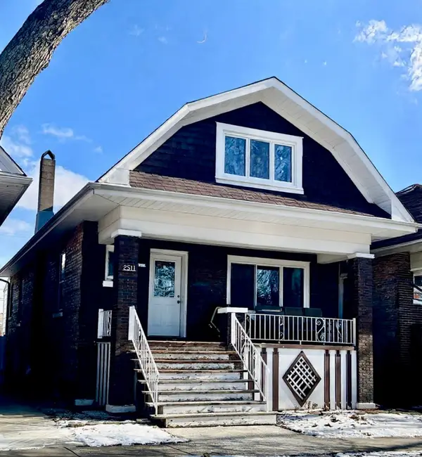 2511 Elmwood Avenue, Berwyn, IL 60402