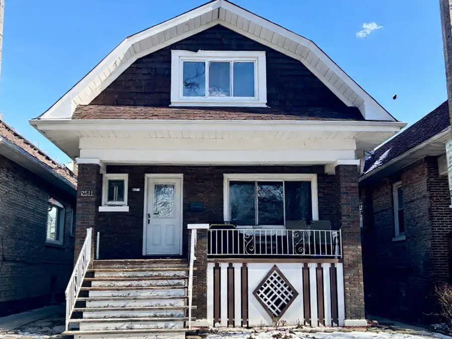 2511 Elmwood Avenue, Berwyn, IL 60402 - #2