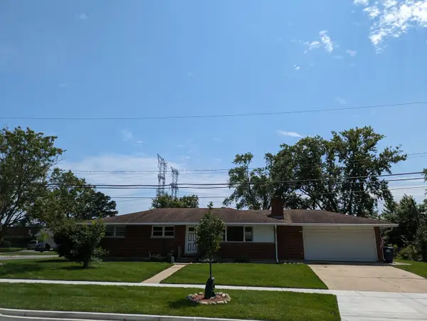 381 W Millers Road, Des Plaines, IL 60016