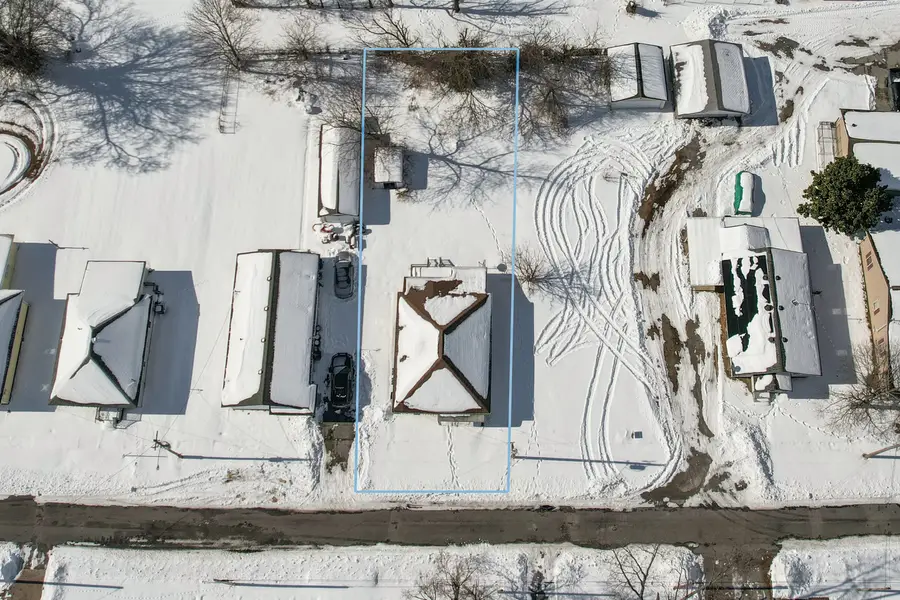 209 S Gardner Street, West Frankfort, IL 62896 - #3