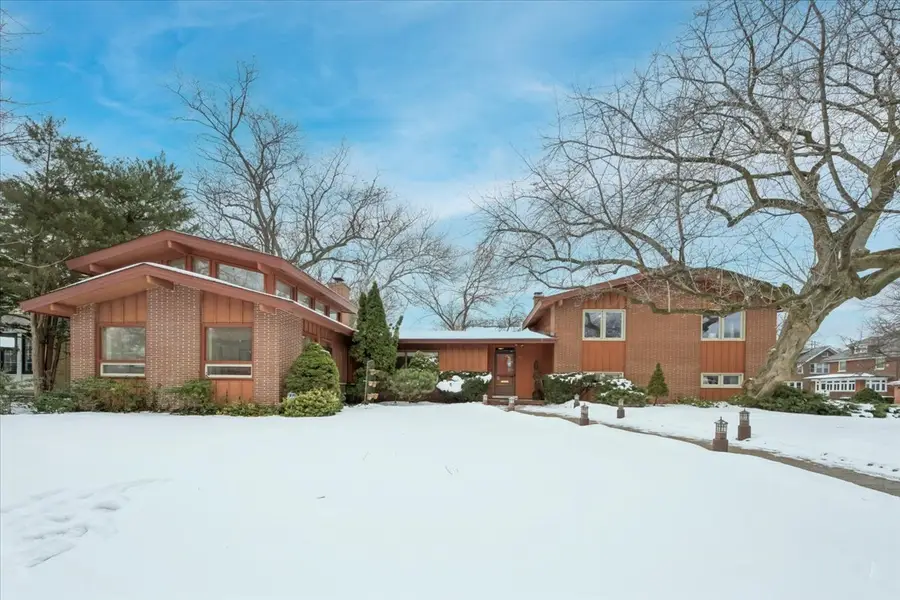 744 Sheridan Road, Evanston, IL 60202 - #2