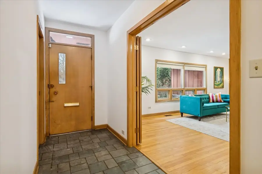 744 Sheridan Road, Evanston, IL 60202 - #3