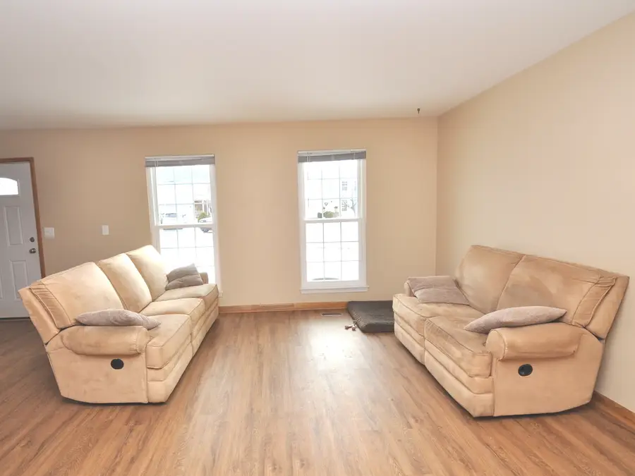 1146 E Tedy Court, Round Lake Beach, IL 60073 - Image #3