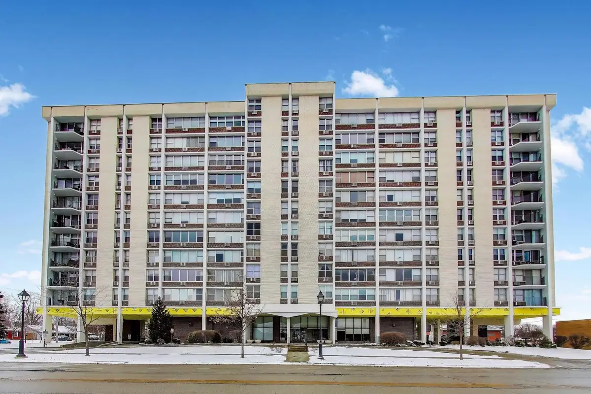 33 N Main Street #3C, Lombard, IL 60148 - Image #1