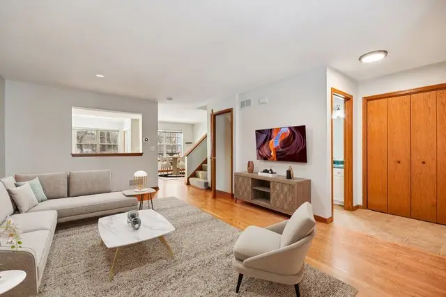 1428 Charleston Court, Geneva, IL 60134 - #2