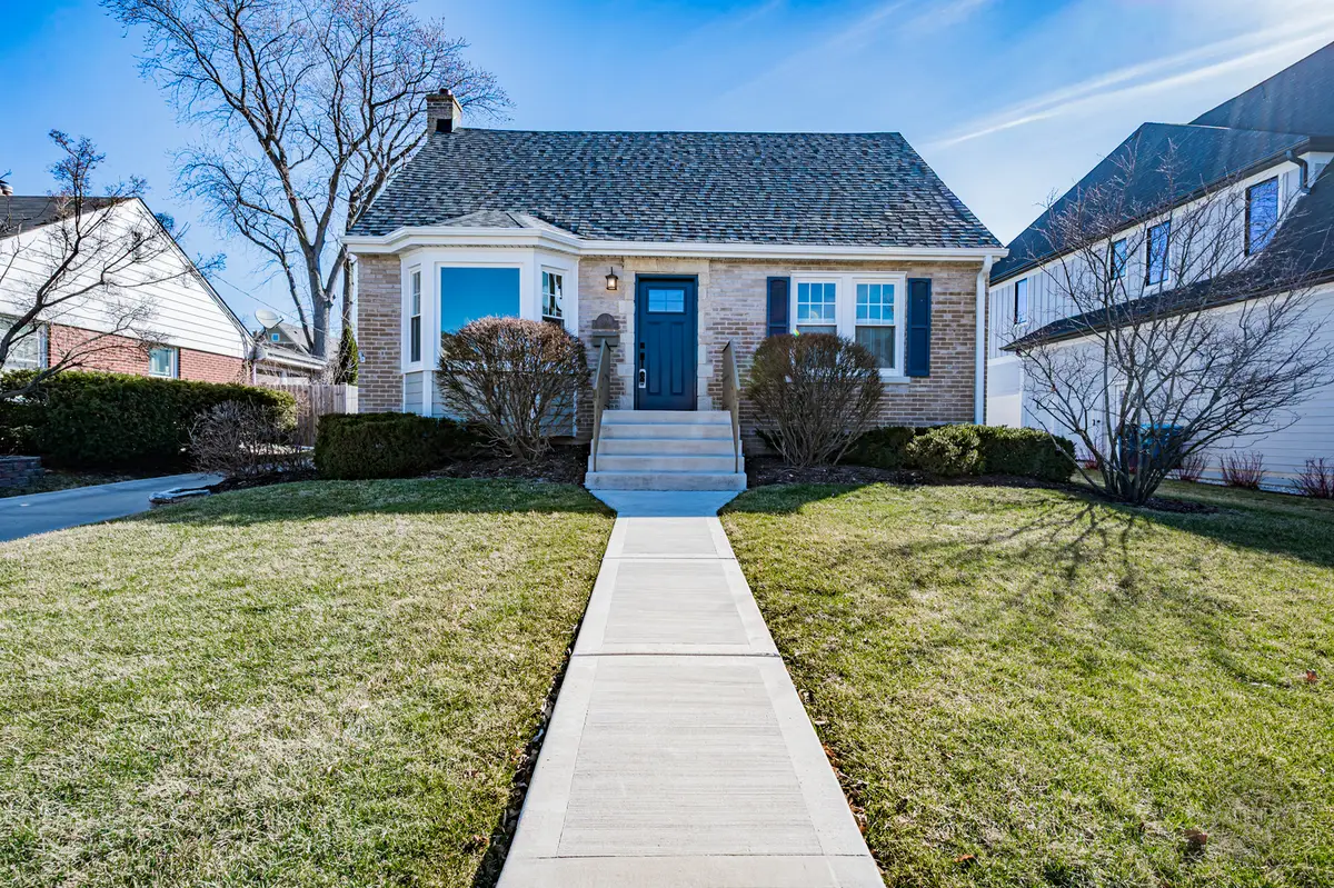 593 S Sunnyside Avenue, Elmhurst, IL 60126 - #1