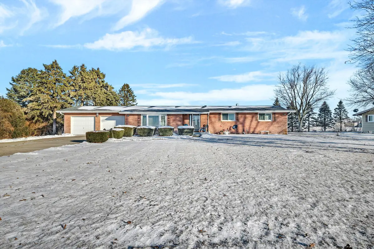 1681 N 33rd Road, Ottawa, IL 61350 - Image #1