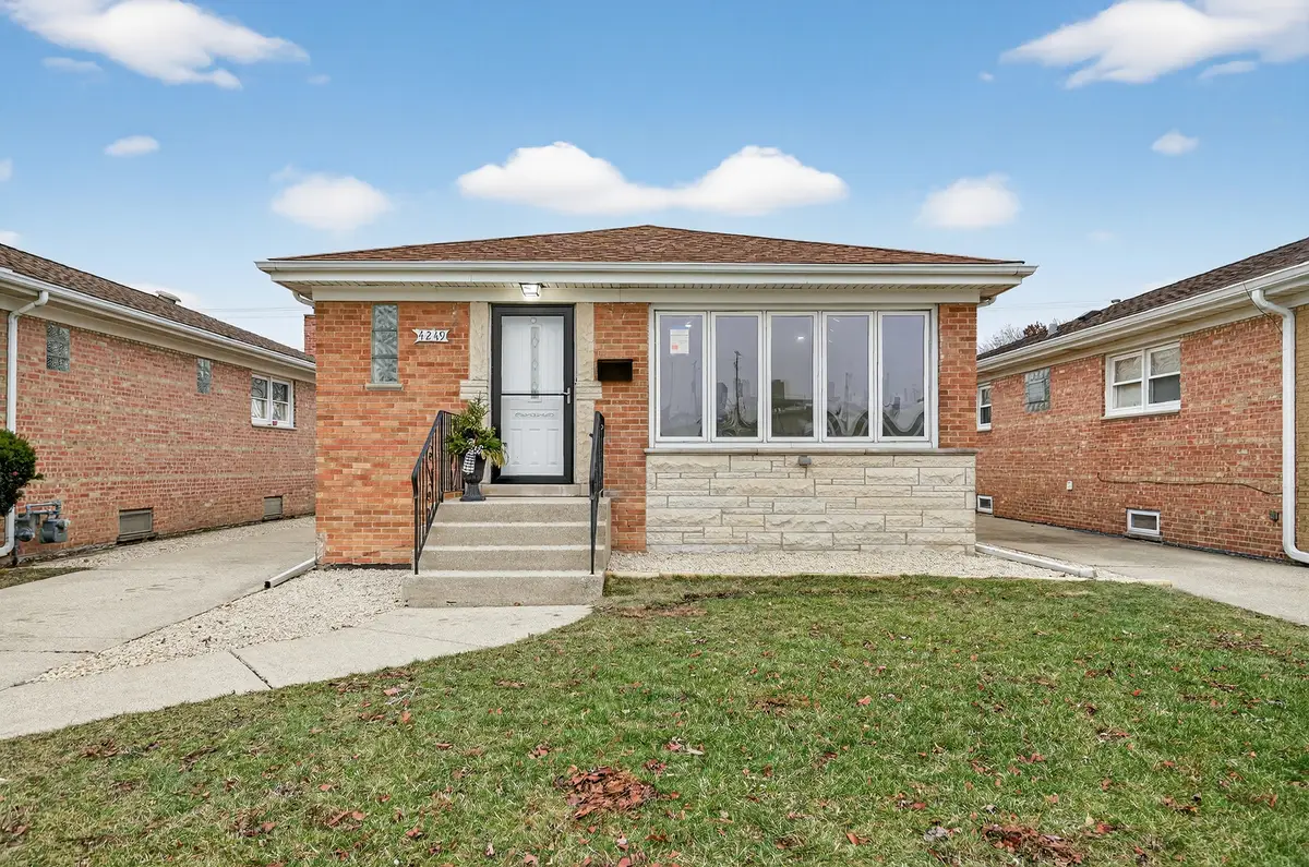 4249 N Sayre Avenue, Norridge, IL 60706 - #1