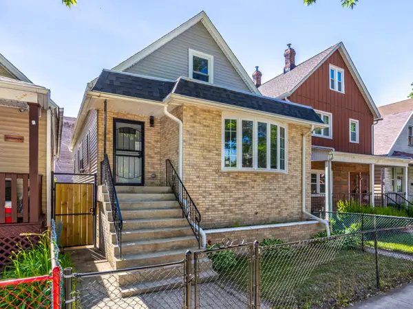7324 S Maryland Street, Chicago, IL 60619