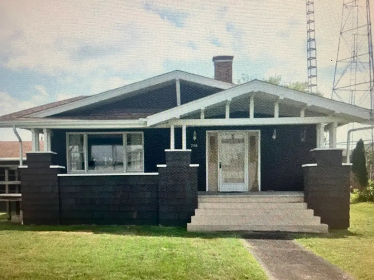 708 E St. Louis Street, West Frankfort, IL 62896 - #1