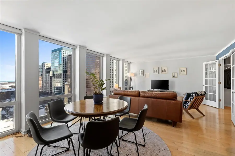 111 E Chestnut Street #16H, Chicago, IL 60611 - #3