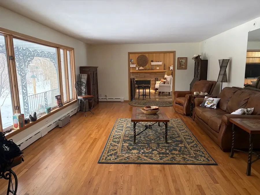 501 Glenwood Trail, Elgin, IL 60120 - Image #3