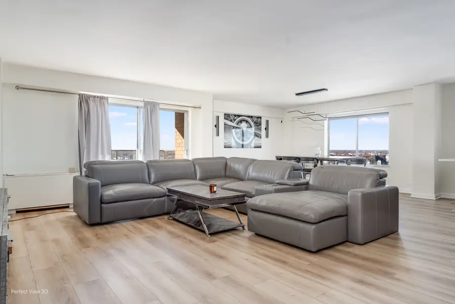 Address Withheld By Seller, Chicago, IL 60645 - #3