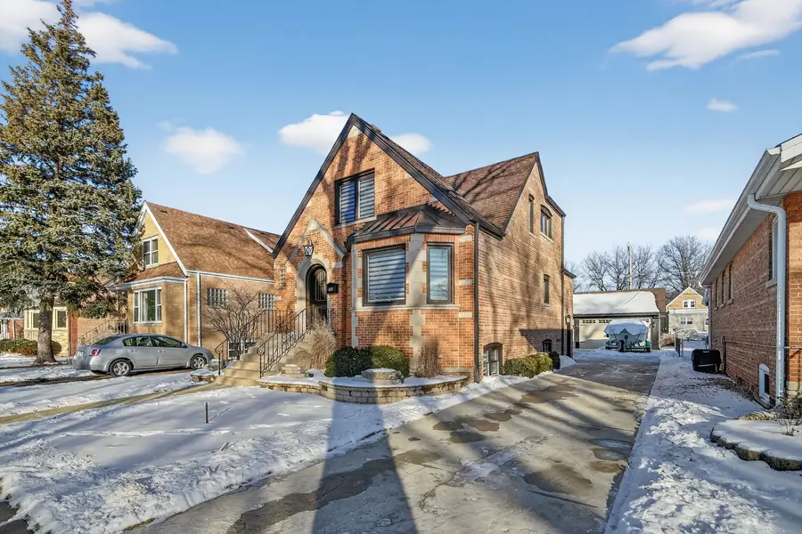 5321 S Nordica Avenue, Chicago, IL 60638 - Image #2