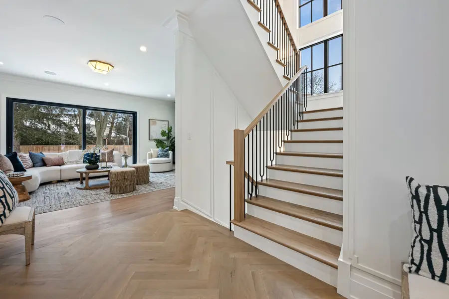 1427 Kenilworth Lane, Glenview, IL 60025 - #2