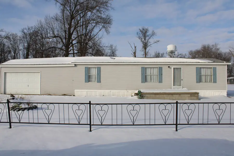 406 W Kirkwood Street, Odin, IL 62870 - #2