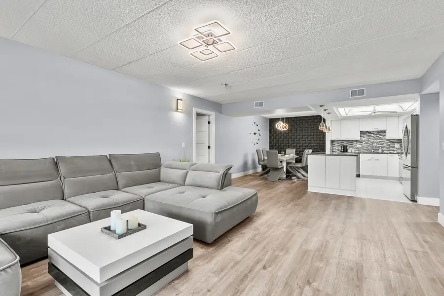 545 S River Road #307, Des Plaines, IL 60016 - Image #3