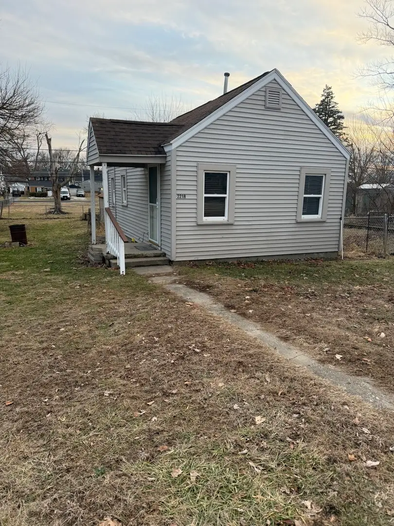 2218 W Tripp Avenue, Peoria, IL 61604 - #2