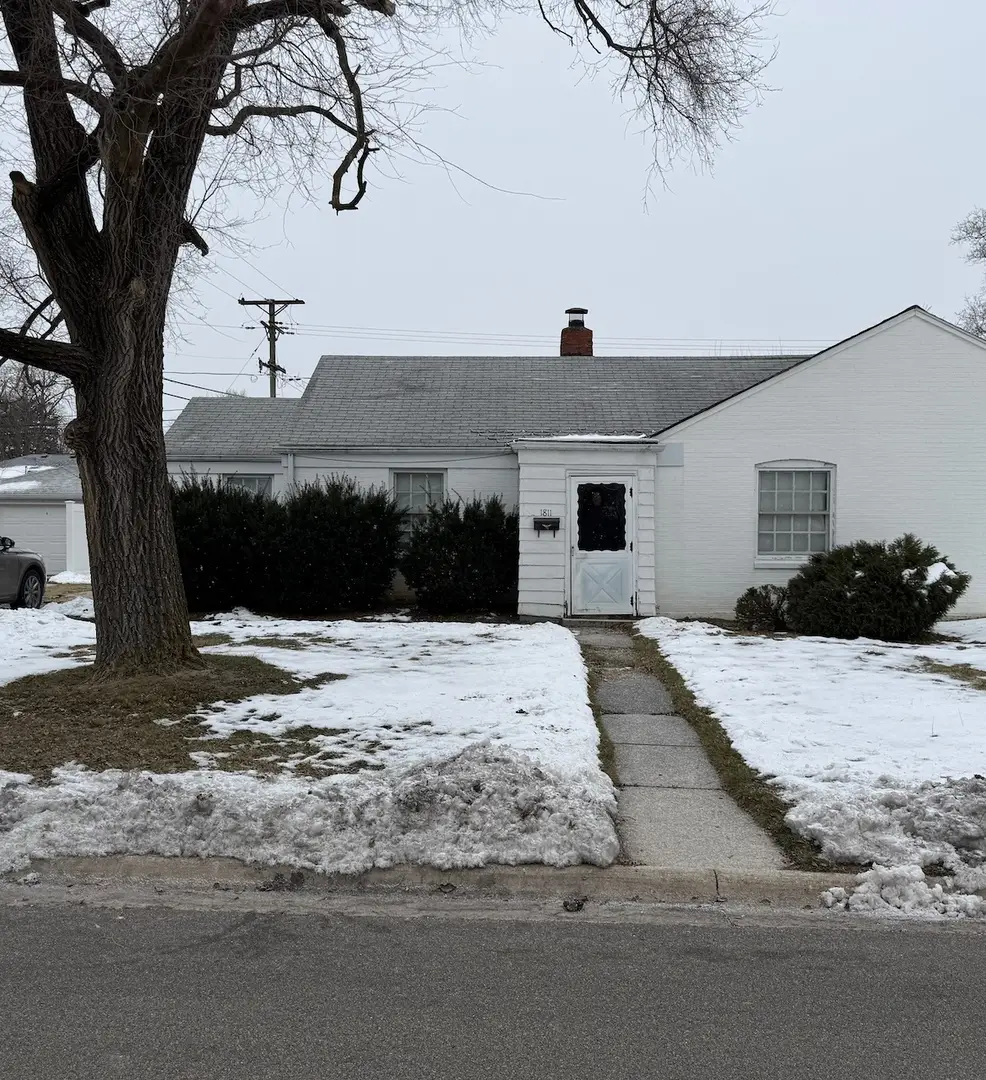 1811 N Raynor Avenue, Crest Hill, IL 60403 - Image #1