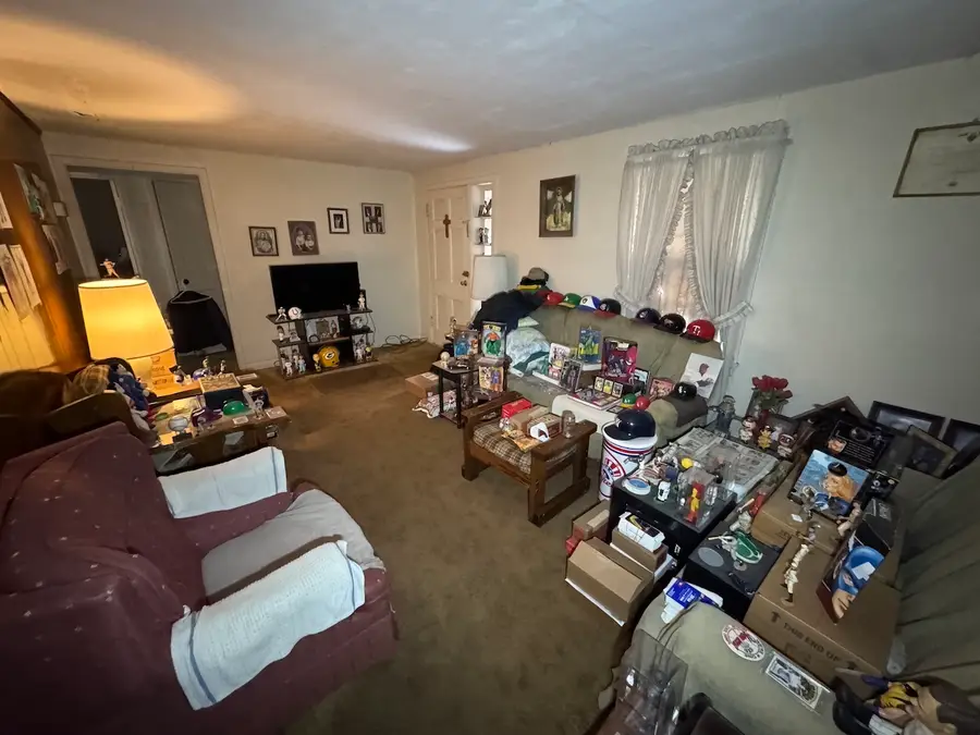 1811 N Raynor Avenue, Crest Hill, IL 60403 - Image #3