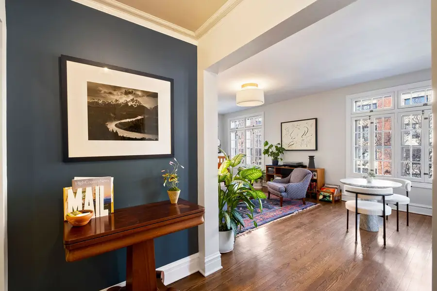 537 W Roscoe Street #2, Chicago, IL 60657 - Image #3