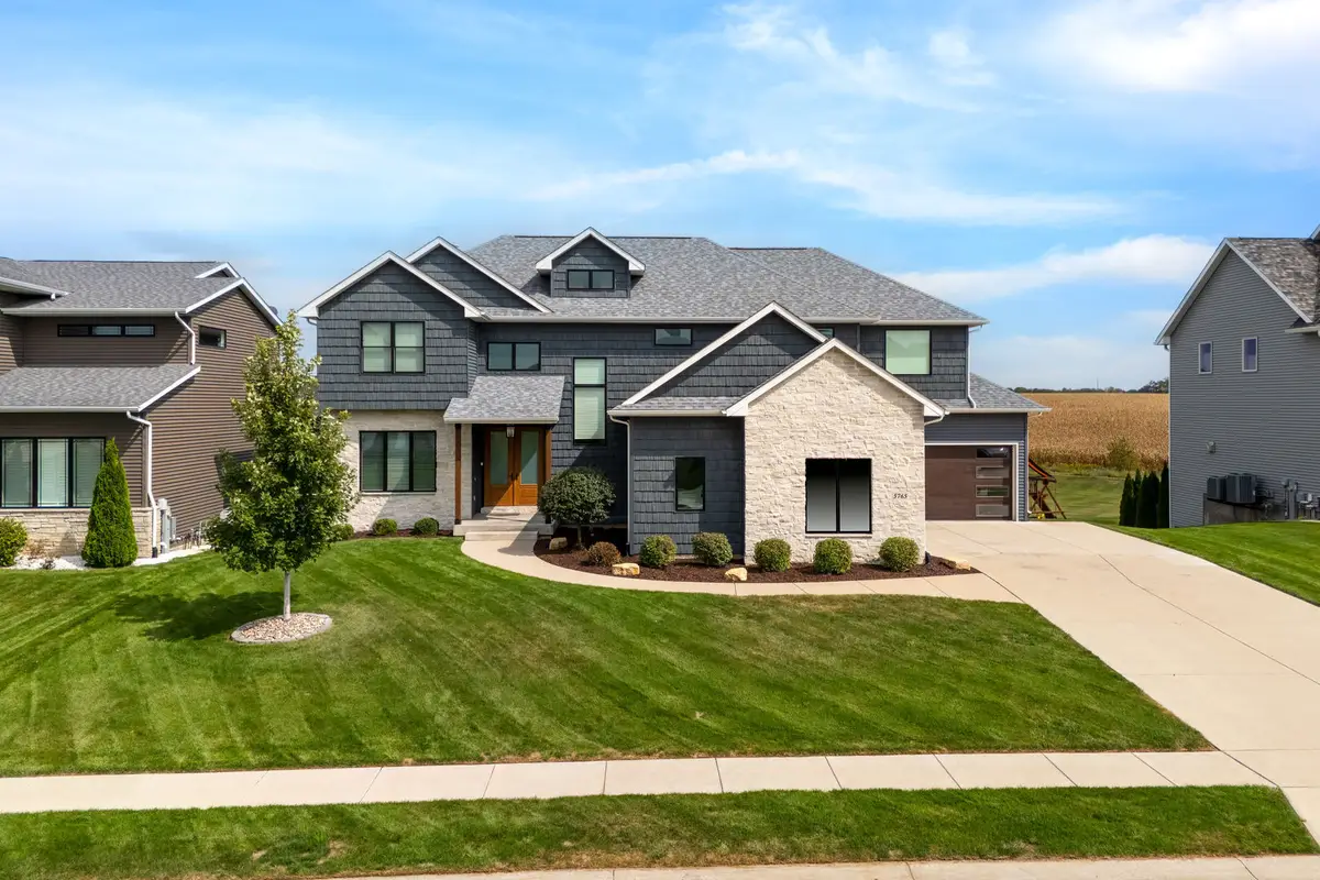 5765 Pigeon Creek Road, Bettendorf, IA 52722 - #1