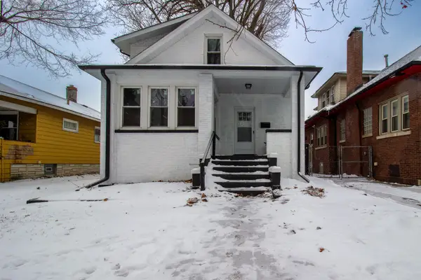 678 Douglas Avenue, Calumet City, IL 60409