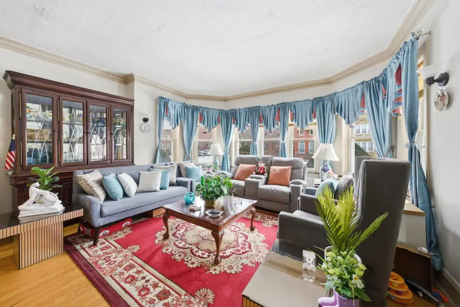 8019 S Rhodes Avenue, Chicago, IL 60619 - #3