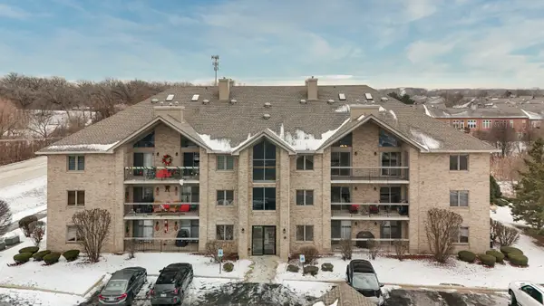 14131 Norwich Lane #302, Orland Park, IL 60467