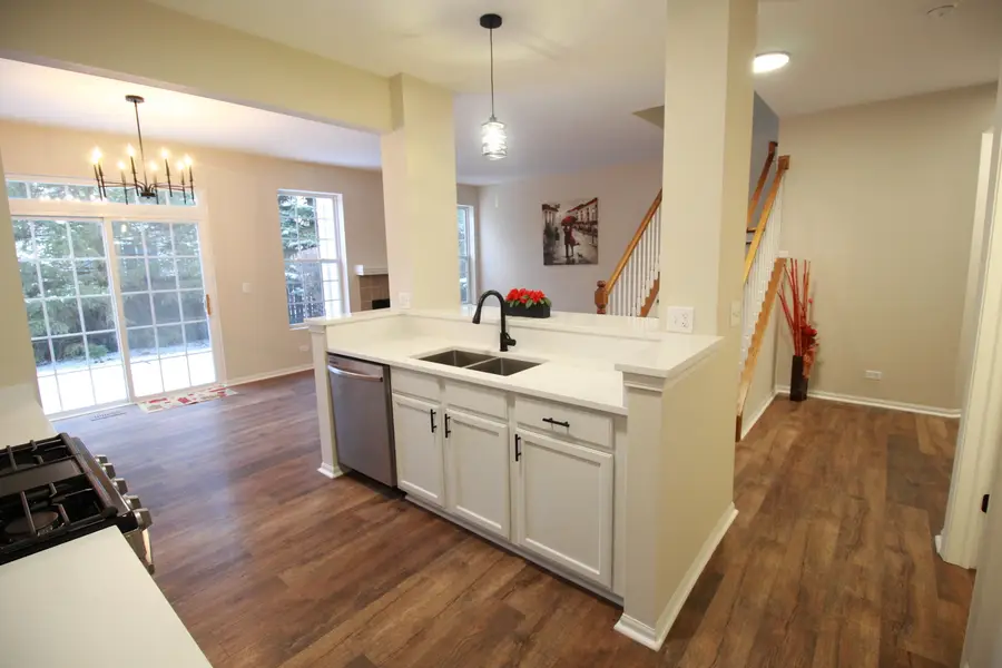 1947 W Crestview Circle, Romeoville, IL 60446 - Image #3