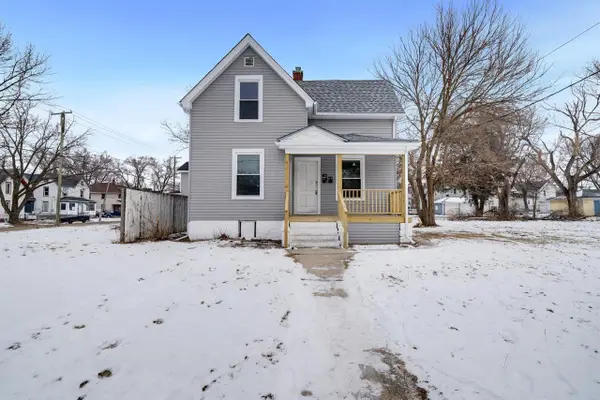 906 S 5th Street, Rockford, IL 61104