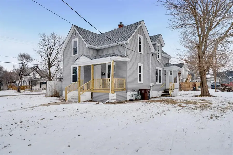 906 S 5th Street, Rockford, IL 61104 - #2