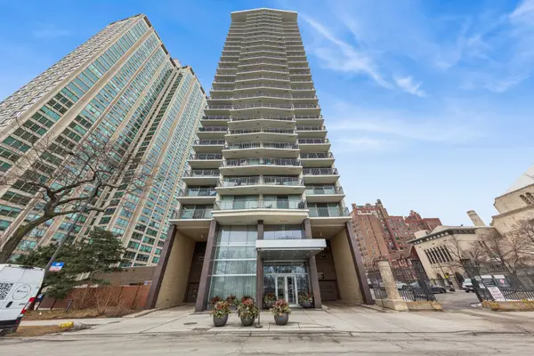 3470 N Lake Shore Drive #4C, Chicago, IL 60657