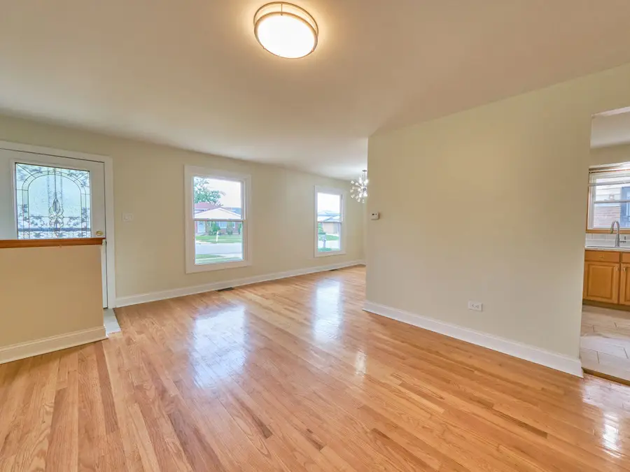 18207 Ravisloe Terrace, Country Club Hills, IL 60478 - #3