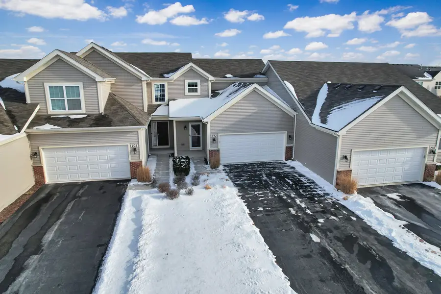 204 Dorset Avenue, Oswego, IL 60543 - #2