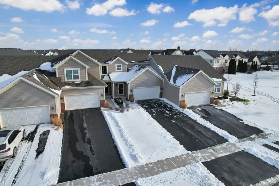 204 Dorset Avenue, Oswego, IL 60543 - #3