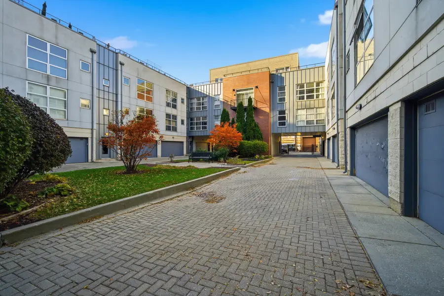 1808 S Michigan Avenue #7, Chicago, IL 60616 - #2