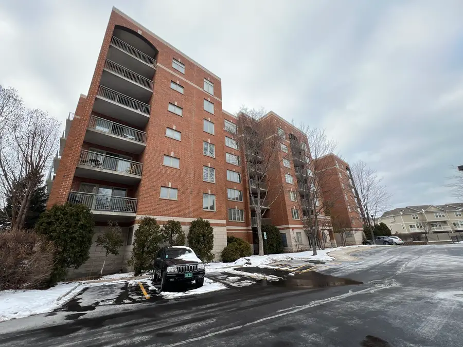 390 S Western Avenue #706, Des Plaines, IL 60016 - Image #2