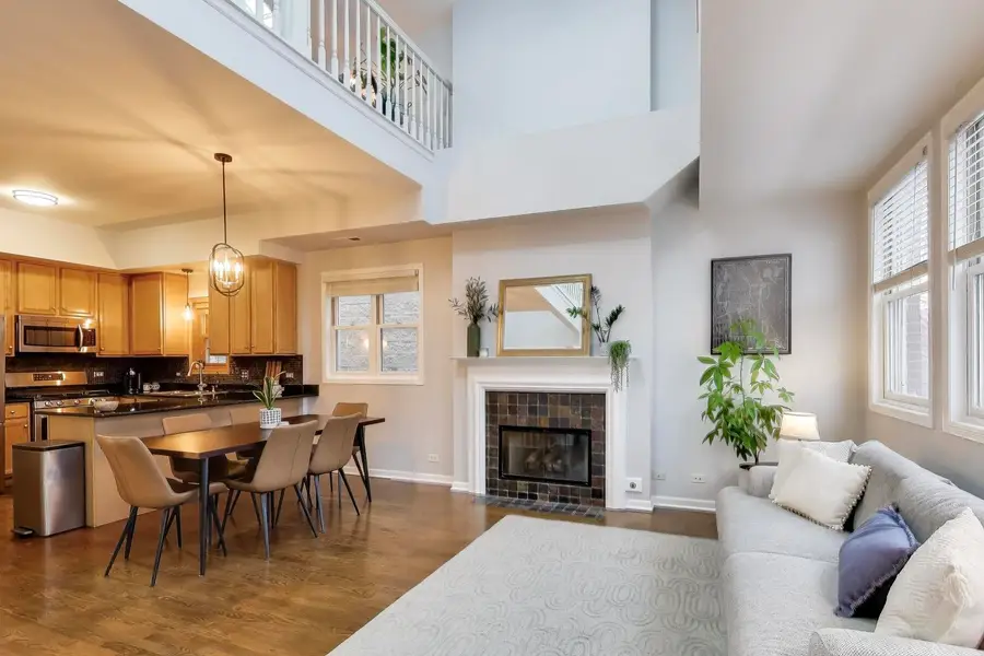 2852 N Damen Avenue #3, Chicago, IL 60618 - #2