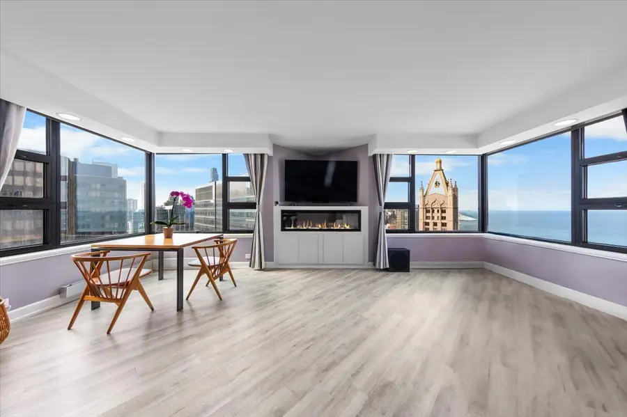 401 E Ontario Street #4001, Chicago, IL 60611 - Image #2