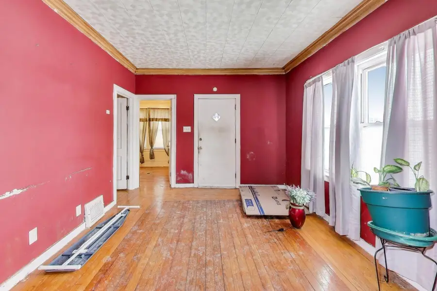 22 E 19th Place, Chicago Heights, IL 60411 - #2