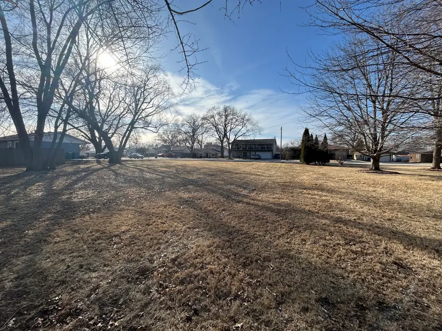 1205 12th Street, Silvis, IL 61282 - #2