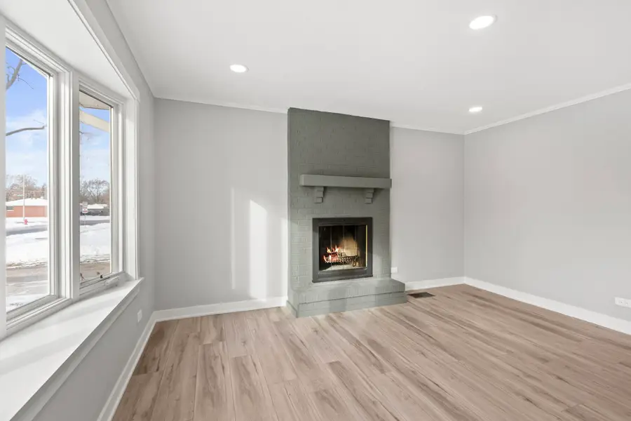 475 E Merle Lane, Wheeling, IL 60090 - #3