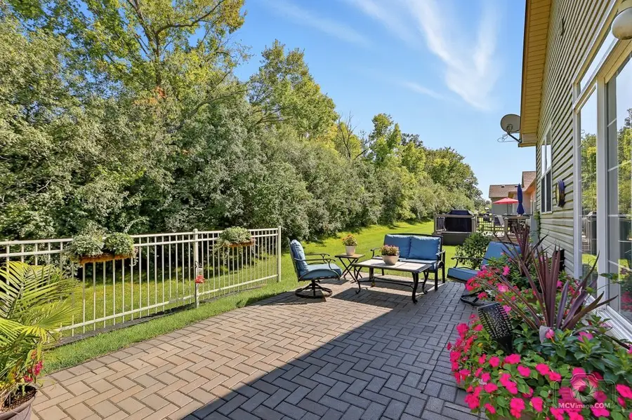 16937 Mendota Drive, Lockport, IL 60441 - Image #2