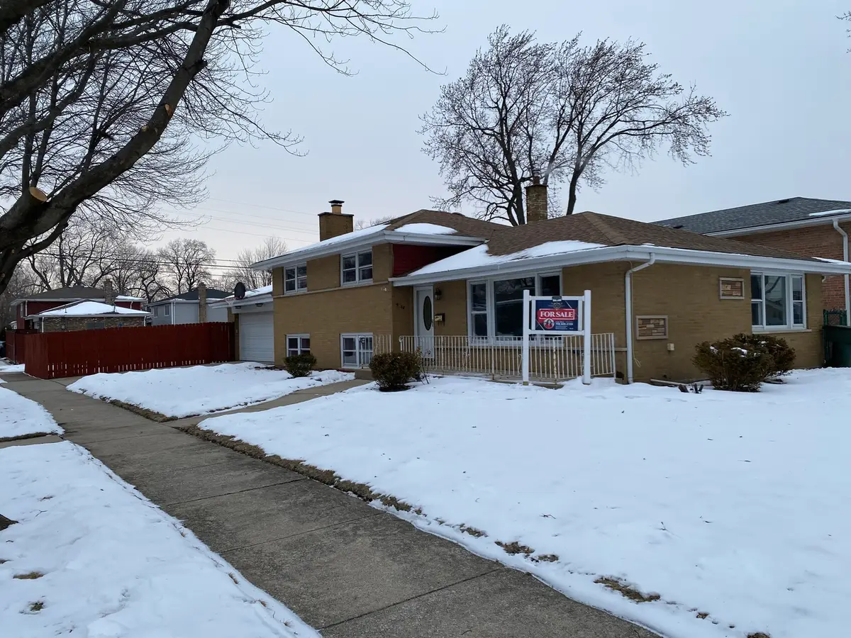 9558 S Sacramento Avenue, Evergreen Park, IL 60805 - Image #1