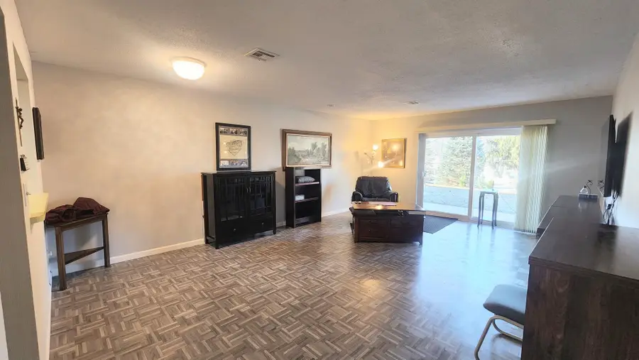 1360 Kimberly Ridge Road #111, Bettendorf, IA 52722 - Image #2