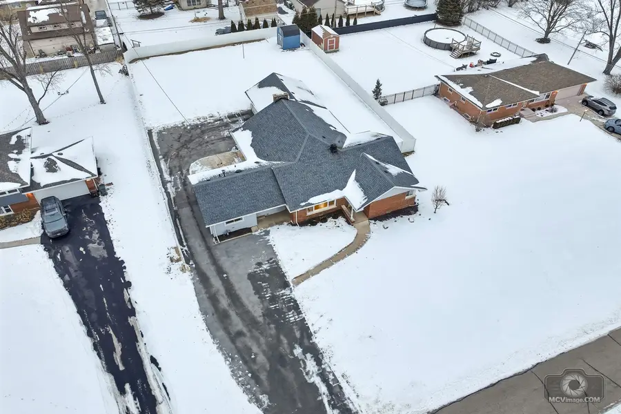 6210 Jody Lane, Tinley Park, IL 60477 - Image #2